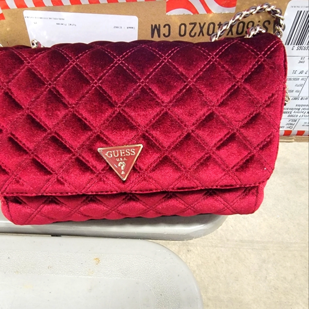 Guess handbang